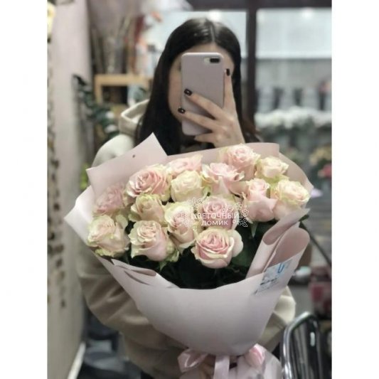 Букет из роз &laquo;Взгляд незнакомки&raquo;