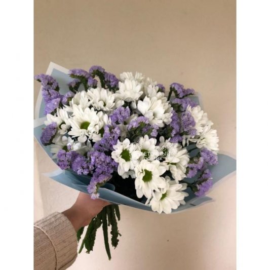 Букет с хризантемами &laquo;Небесная лазурь&raquo;