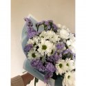 Букет с хризантемами &laquo;Небесная лазурь&raquo;