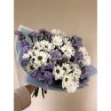 Букет с хризантемами &laquo;Небесная лазурь&raquo;