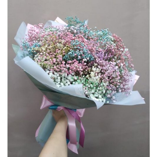 Букет из гипсофилы &laquo;Радуга&raquo;