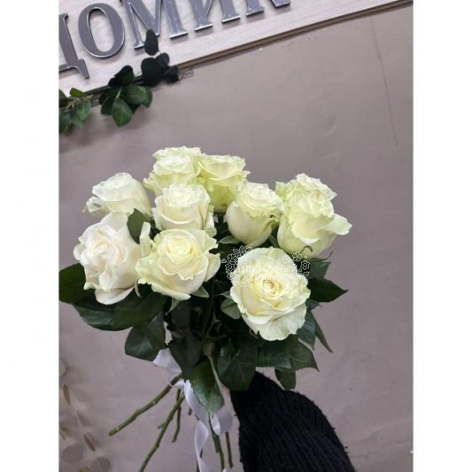 Букет из белых роз &laquo;Влюбленность&raquo;