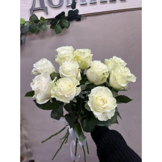 Букет из белых роз &laquo;Влюбленность&raquo;
