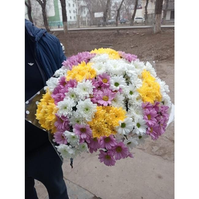 Букет с хризантемами &laquo;Летний бум&raquo; 