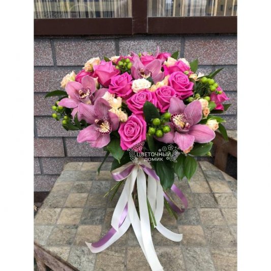 Букет с орхидеями &laquo;Знамение&raquo;