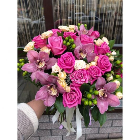 Букет с орхидеями &laquo;Знамение&raquo;