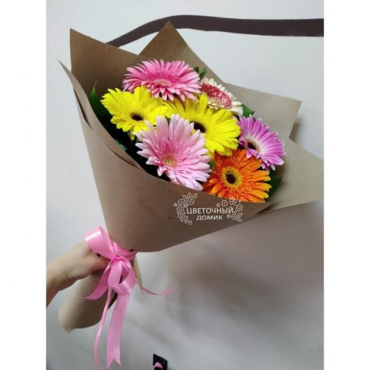 Букеты с герберами &laquo;Семеро&raquo;