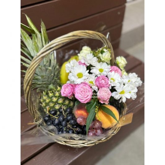 Микс фрукты с розами