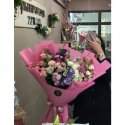 Сборный букет &laquo;Дарите Женщинам цветы&raquo;