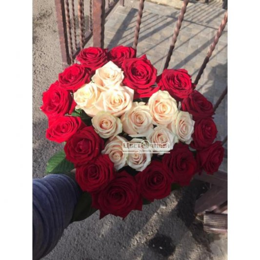 25 роз - сердце