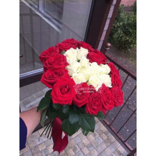 25 роз - сердце