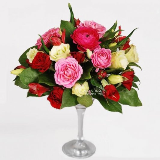 Цветы в бокале