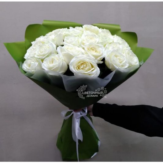 Букет из роз &laquo;25 белых роз&raquo;
