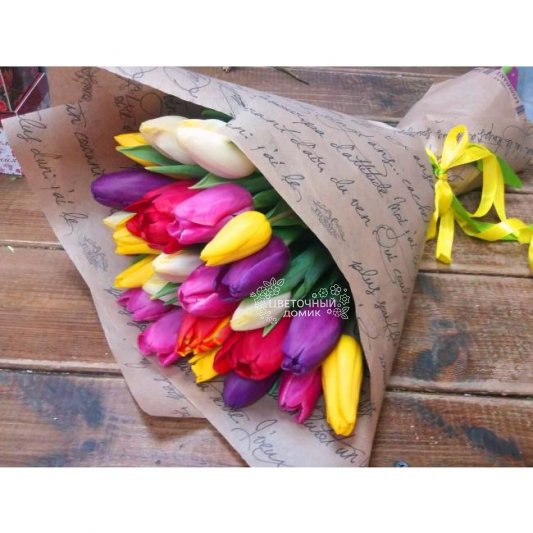 Букет с тюльпанами &laquo;25 тюльпанов микс&raquo;