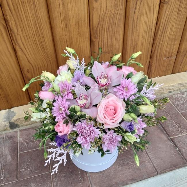 Композиция в коробке &laquo;Нежный шелест&raquo; 