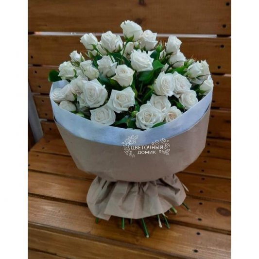 Букет из кустовых роз &laquo;Недотрога&raquo;